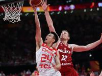 开云体育中国-波兰队在客场击败立陶宛队，继续领跑C组