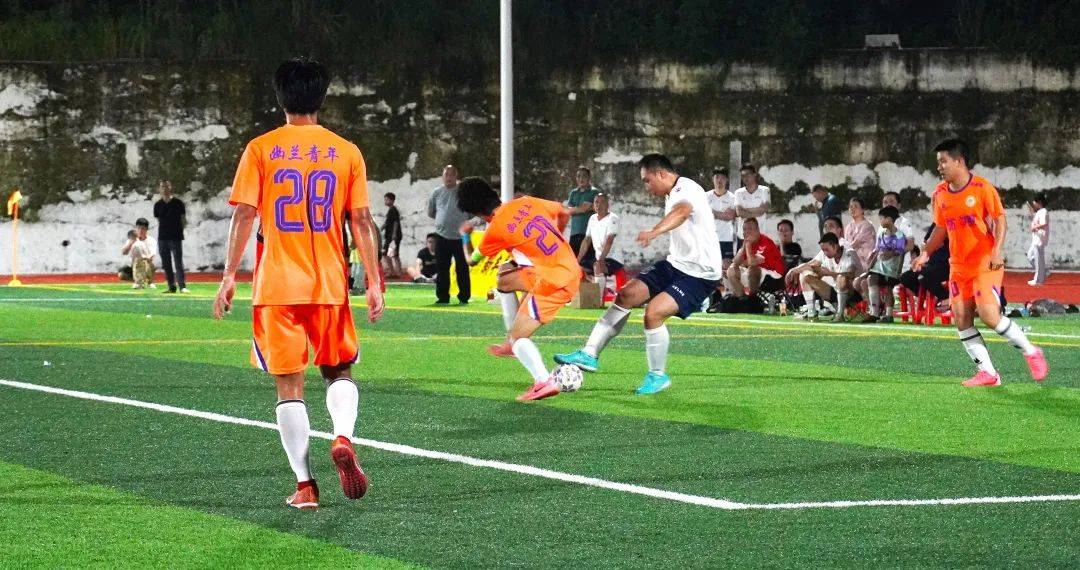 关于势均力敌,足球赛事将进入高潮的信息 关于势均力敌,足球赛事将进入高潮的信息