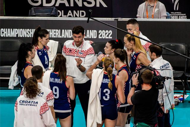 包含哈萨克斯坦遇挫,欧洲联赛强梦碎的词条 包含哈萨克斯坦遇挫,欧洲联赛强梦碎的词条