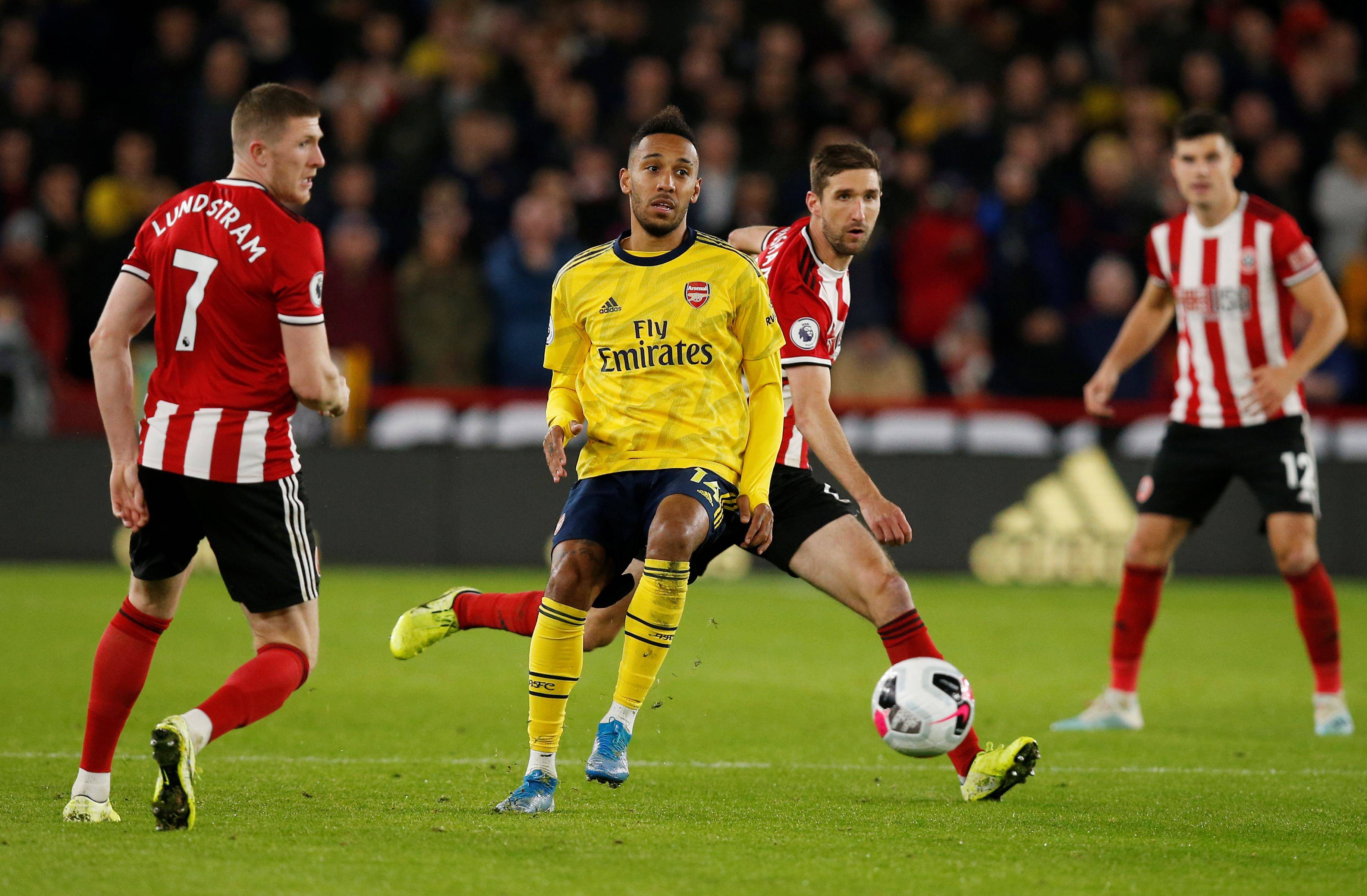 包含谢菲联冷艳表现,力克劲旅在英超比赛中的词条 包含谢菲联冷艳表现,力克劲旅在英超比赛中的词条