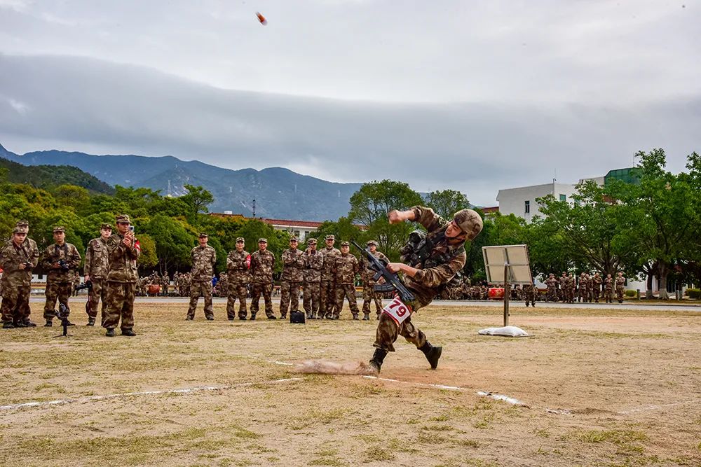 包含热血激情,欧洲赛场上各国队伍鏖战不止!的词条 包含热血激情,欧洲赛场上各国队伍鏖战不止!的词条
