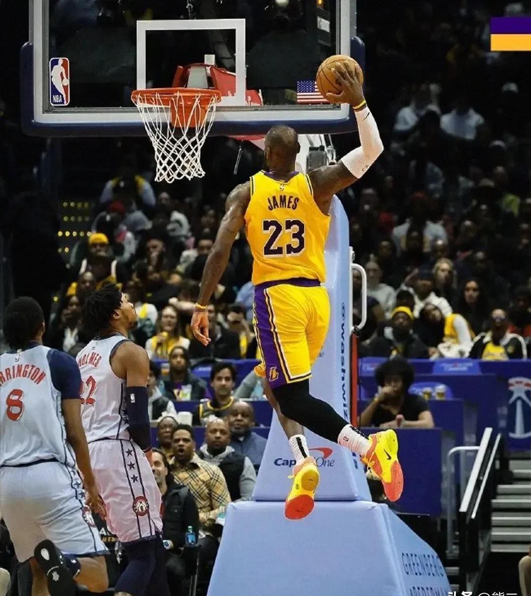 湖人遭遇意外败仗，西部第七岌岌可危