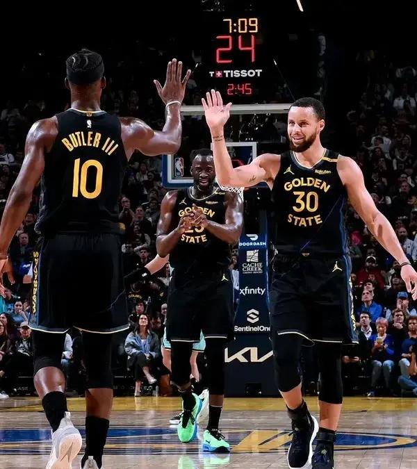 湖人擒独行侠,取得连胜 湖人擒独行侠,取得连胜