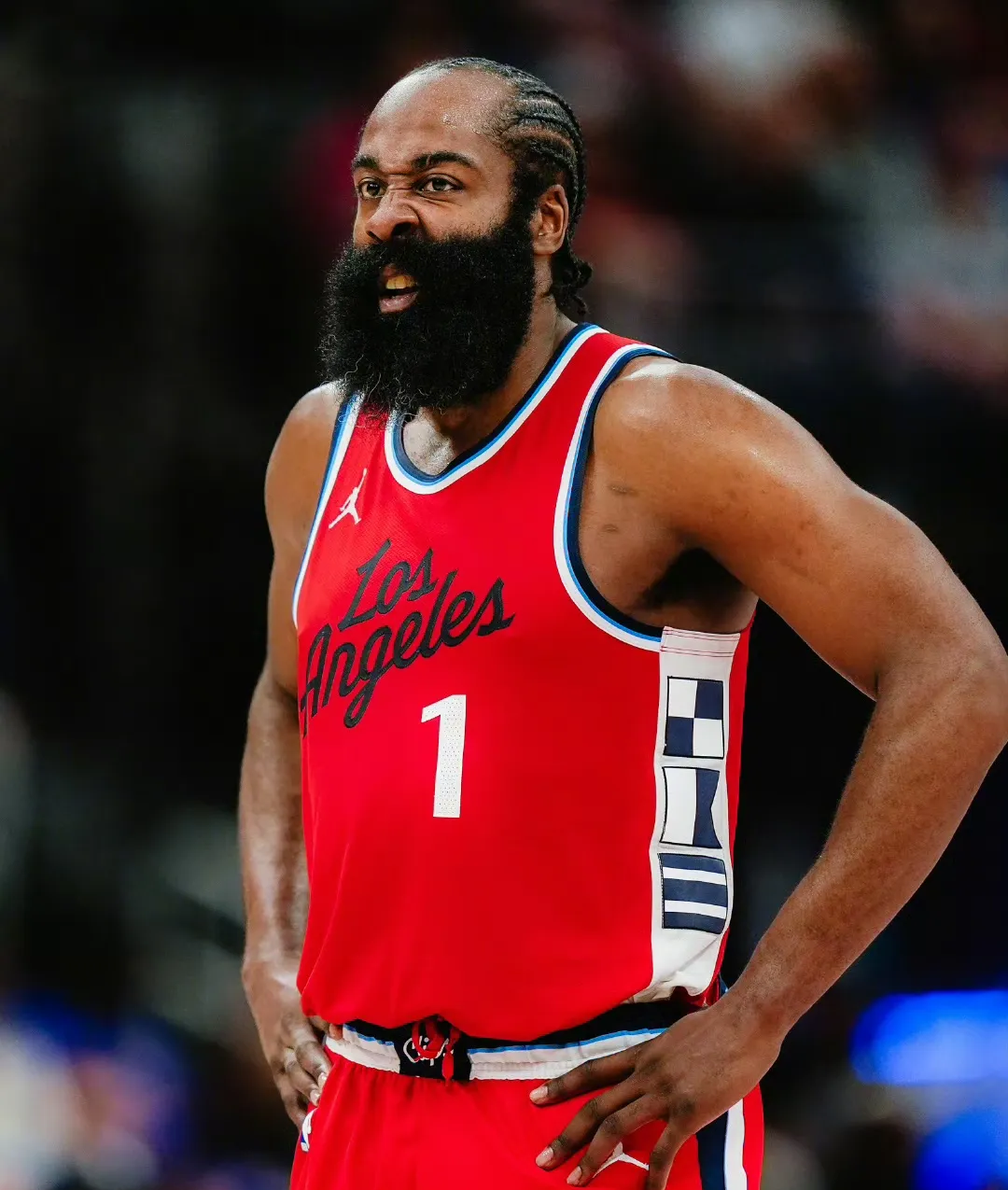 火箭逆袭夺胜独行侠，哈登再现MVP风采的简单介绍